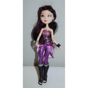 Ever After High Doll Legacy Day Raven Queen Clothes Boots Mattel